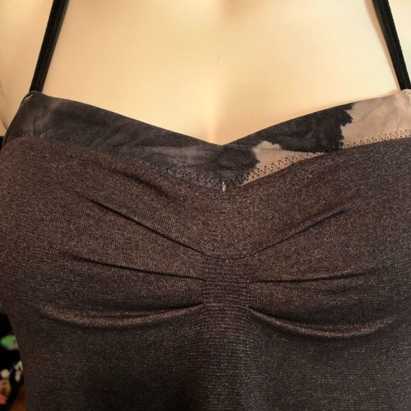 Lululemon Pure Focus Tank l - Picture 7 of 8